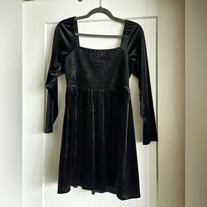 GAP smocked velvet dress, black size L Petite